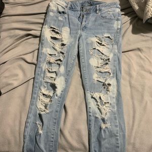 American Eagle high rise rip jeans